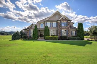 44 River Shoals SE Drive, Cartersville, GA 30120