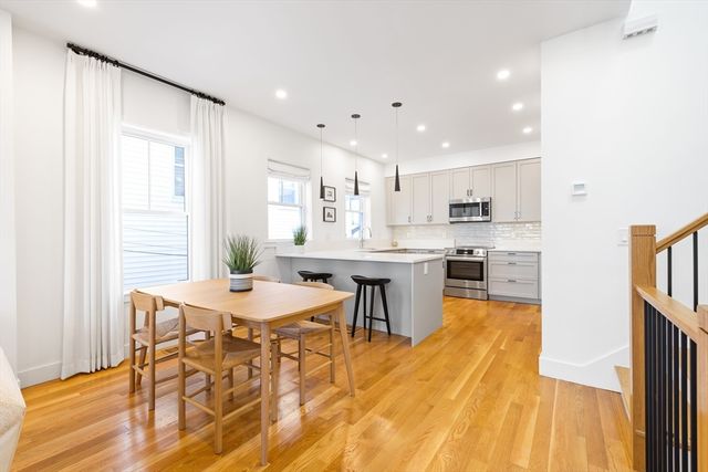 96 Otis St 1, Cambridge, MA 02141