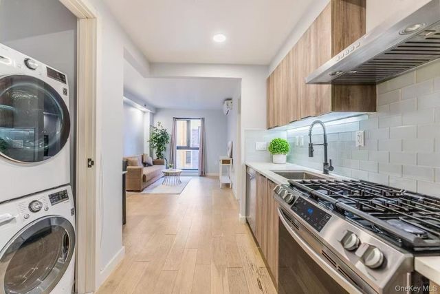 37-32 89th Street 4D, Jackson Heights, NY 11372