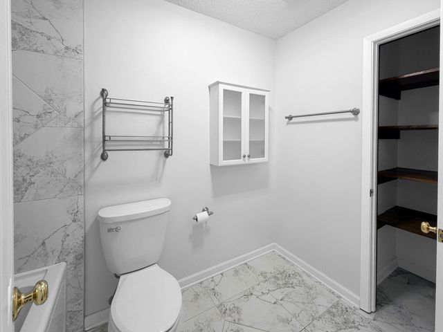 5555 Galaxy Drive, Crestview, FL 32539