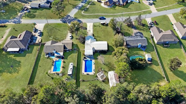 5555 Galaxy Drive, Crestview, FL 32539