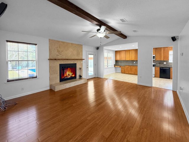 5555 Galaxy Drive, Crestview, FL 32539