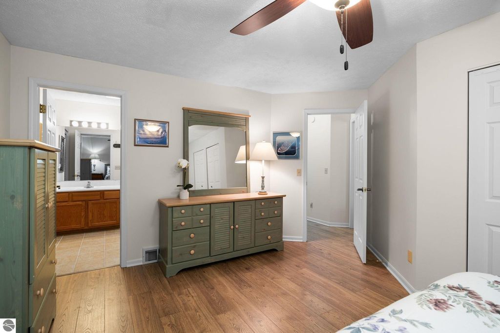 Image 17 of property listing at 5466 Millbrook Drive # 6, Williamsburg, MI 49690