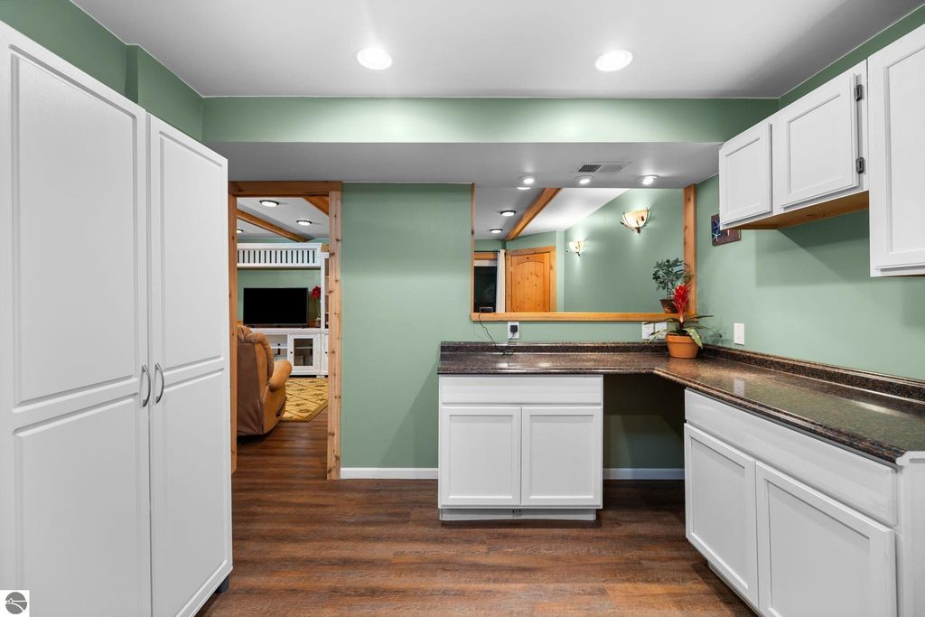 Image 27 of property listing at 5466 Millbrook Drive # 6, Williamsburg, MI 49690