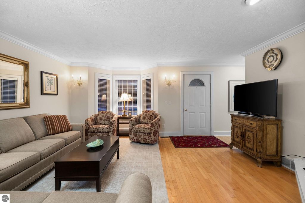 Image 3 of property listing at 5466 Millbrook Drive # 6, Williamsburg, MI 49690