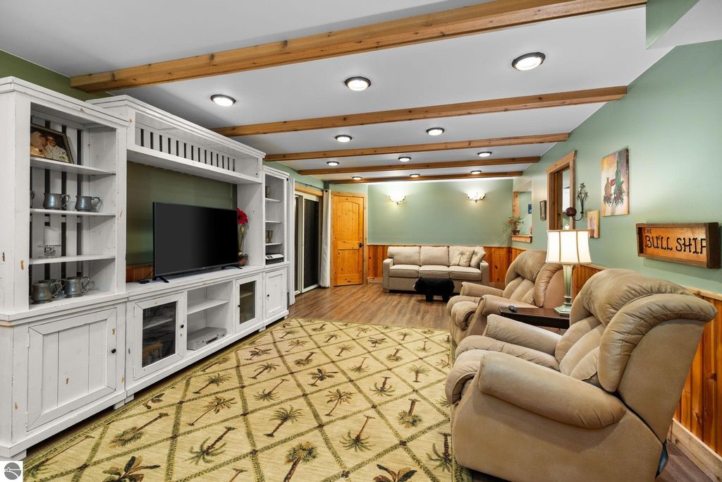 Image 31 of property listing at 5466 Millbrook Drive # 6, Williamsburg, MI 49690