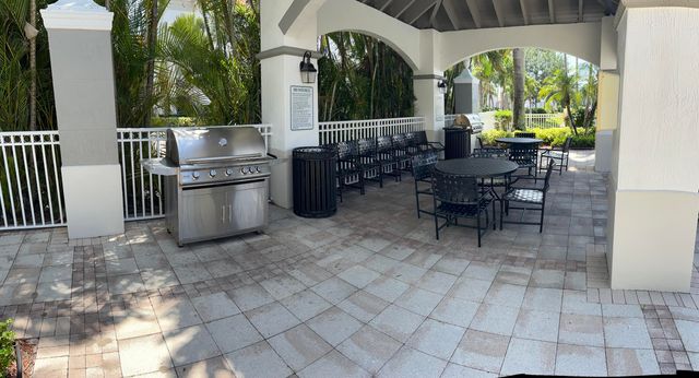 11019 Legacy Lane 203, Palm Beach Gardens, FL 33410
