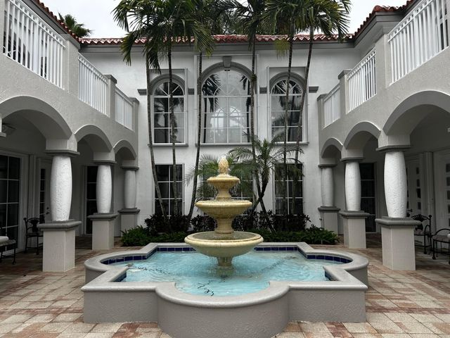 11019 Legacy Lane 203, Palm Beach Gardens, FL 33410