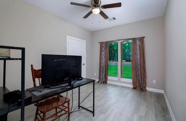 5 Corkwood Road, Trinity, TX 75862