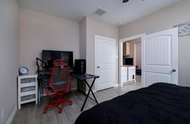 5 Corkwood Road, Trinity, TX 75862