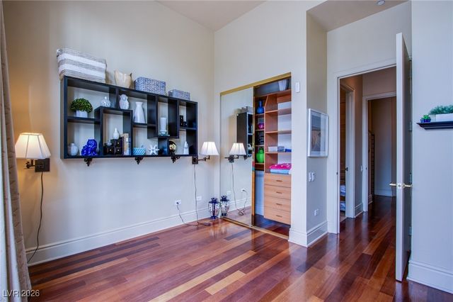 2877 Paradise Road 105, Las Vegas, NV 89109