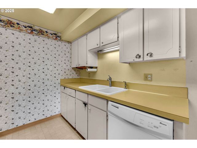 3704 Ne 45TH St, Vancouver, WA 98661