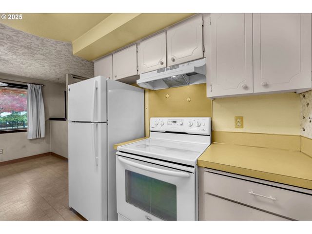 3704 Ne 45TH St, Vancouver, WA 98661