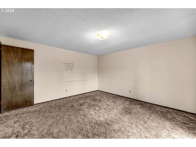 3704 Ne 45TH St, Vancouver, WA 98661