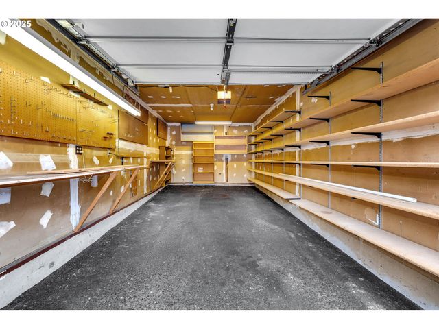 3704 Ne 45TH St, Vancouver, WA 98661