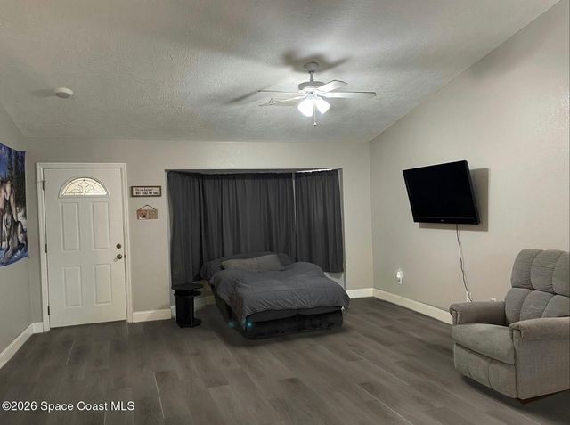1067 Heath Avenue NW, Palm Bay, FL 32907