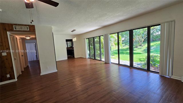 3412 Spring Bluff Pl 43, Lauderhill, FL 33319
