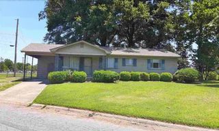 5201 N Woodland Dr, North Little Rock, AR 72117