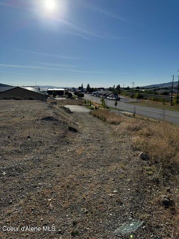 5856 W Seltice WAY, Post Falls, ID 83854