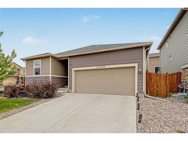 21209 E Princeton Pl, Aurora, CO 80013
