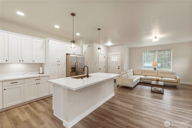 11217 Country Club Place, Anderson Island, WA 98303