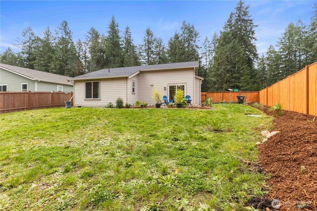 11217 Country Club Place, Anderson Island, WA 98303