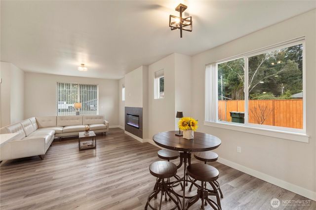 11217 Country Club Place, Anderson Island, WA 98303