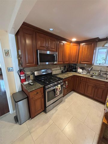 188-31 Jordan Avenue, Saint Albans, NY 11412