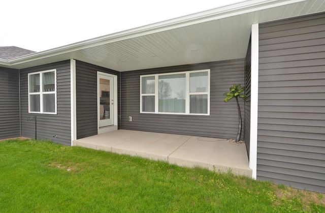 2200 90th STREET, Sturtevant, WI 53177