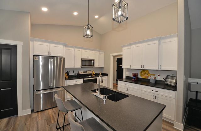 2200 90th STREET, Sturtevant, WI 53177