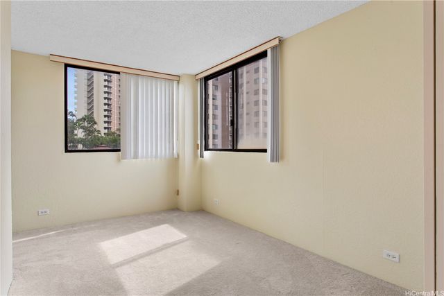 98-351 Koauka Loop C402, Aiea, HI 96701