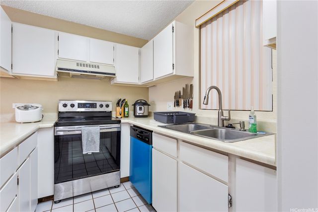 98-351 Koauka Loop C402, Aiea, HI 96701
