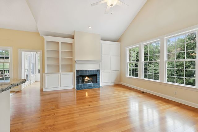 728 Legends Crest Dr, Franklin, TN 37069