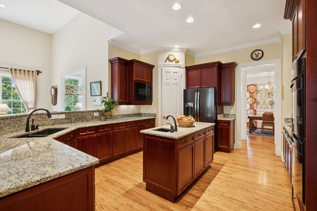 728 Legends Crest Dr, Franklin, TN 37069