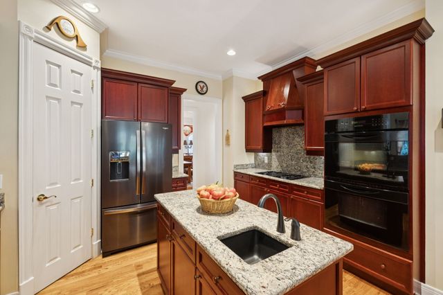 728 Legends Crest Dr, Franklin, TN 37069