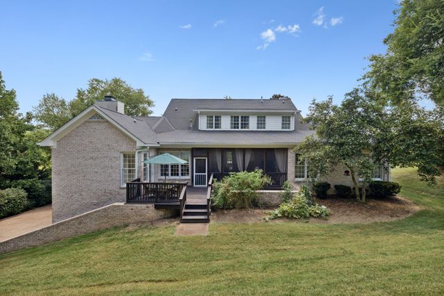 728 Legends Crest Dr, Franklin, TN 37069