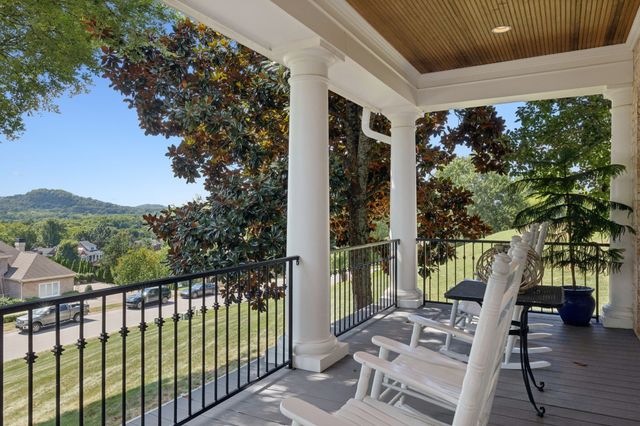 728 Legends Crest Dr, Franklin, TN 37069