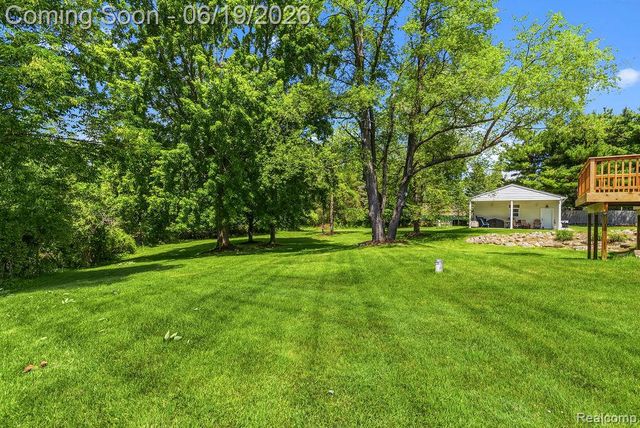 2867 Iris Lane, Hartland Township, MI 48353