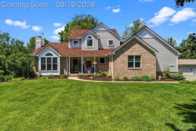 2867 Iris Lane, Hartland Township, MI 48353