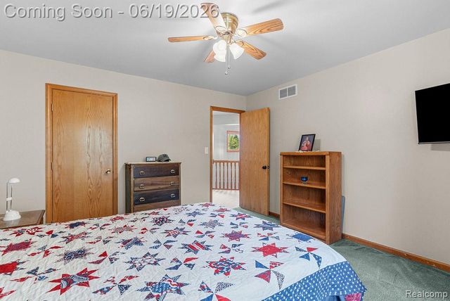 2867 Iris Lane, Hartland Township, MI 48353