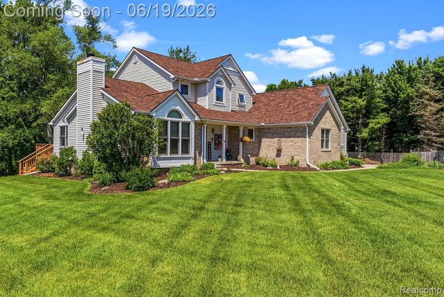 2867 Iris Lane, Hartland Township, MI 48353