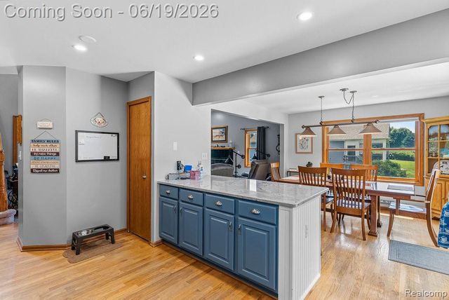 2867 Iris Lane, Hartland Township, MI 48353