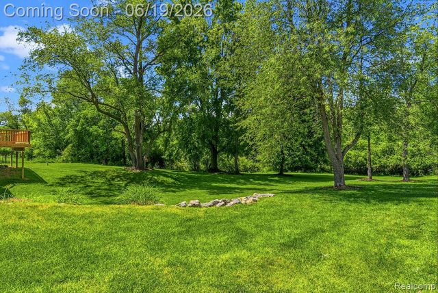 2867 Iris Lane, Hartland Township, MI 48353