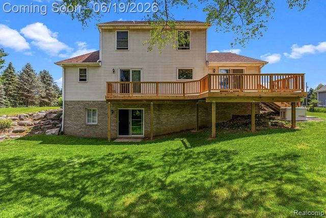 2867 Iris Lane, Hartland Township, MI 48353