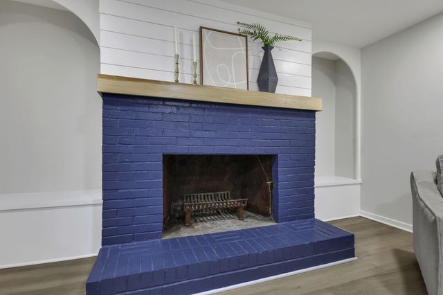 2421 N County Line Road, Sunbury, OH 43074