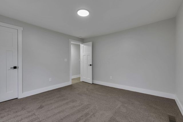 2421 N County Line Road, Sunbury, OH 43074