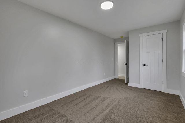 2421 N County Line Road, Sunbury, OH 43074