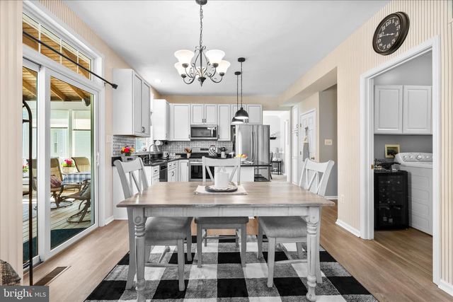 8 ROYAL CROWN CT, Germantown, MD 20876