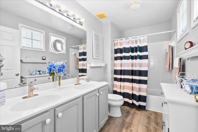 8 ROYAL CROWN CT, Germantown, MD 20876