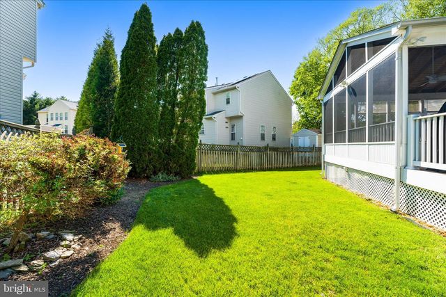 8 ROYAL CROWN CT, Germantown, MD 20876